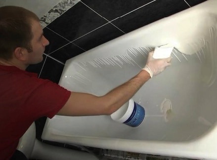 наливная ванна жидкий акрил. сантехника монтаж вана. мастер по акрилу ванной. ванна до и после. покрытие ванны акрилом.